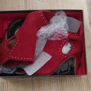 Vince Camuto heels